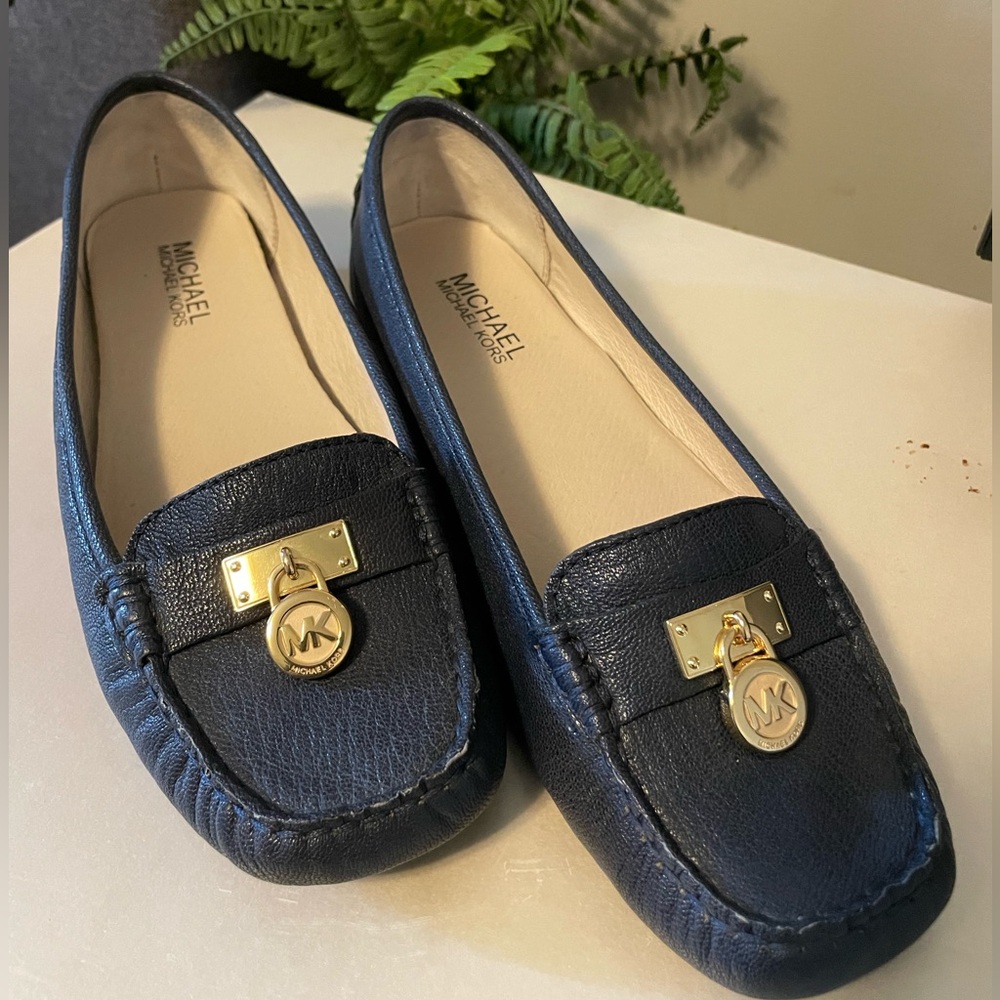 Michael Kors Hamilton Blue Leather Loafers with Gold Charm
